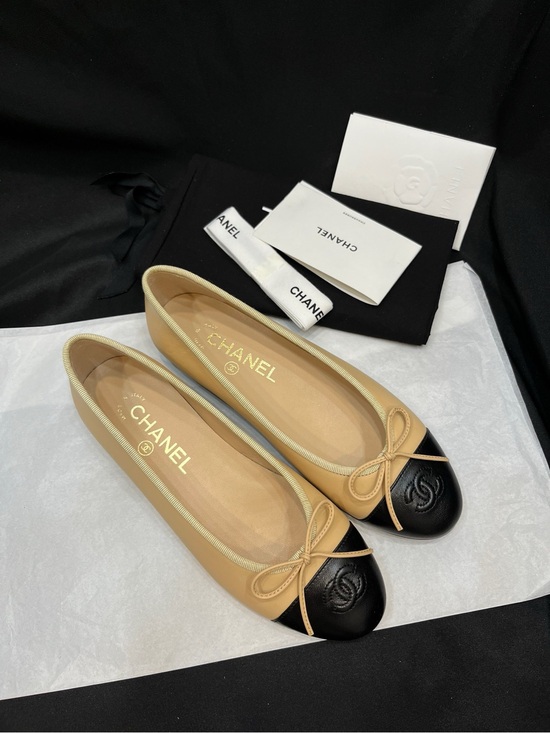 CHANEL Shoes - CHANEL 💗Beige and Black Cap Toe Ballet Flats with Bow